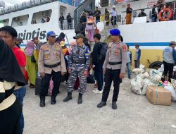 Satpolair Polres Majene Intensifkan Pengamanan Pemberangkatan KM. Sabuk Nusantara 93 di Pelabuhan Passarang